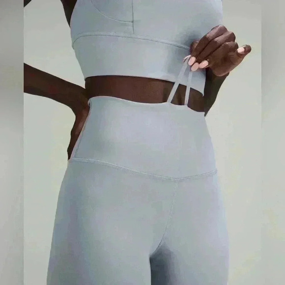Lululemon Wunder Train  High-Rise Tight 28" - Picture 2 of 5